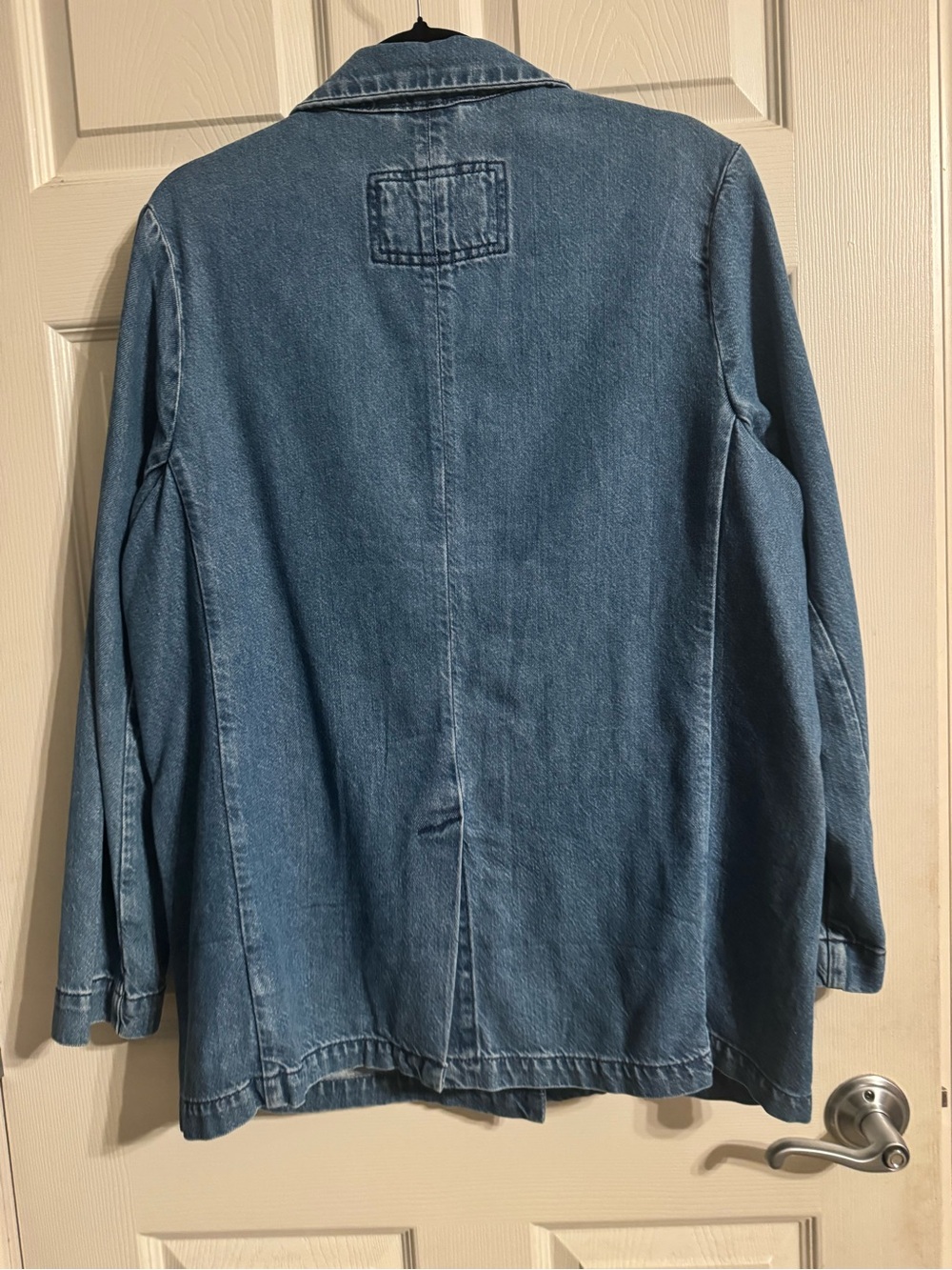 American Eagle Outfitters Light Blue Denim Blazer Jacket - Picture 3 of 3